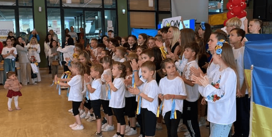 Im Sommer und Herbst dieses Jahres hatten 800 Kinder zusammen mit den Wächtern d...