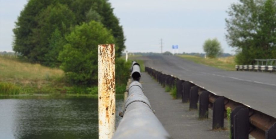 Город в деревне Кариж Мосте в селе Карыж, мост через сейм, мост курская область, прорыв в Курской области, Курская область боевые действия,, Курск удары ВСУ 19 августа