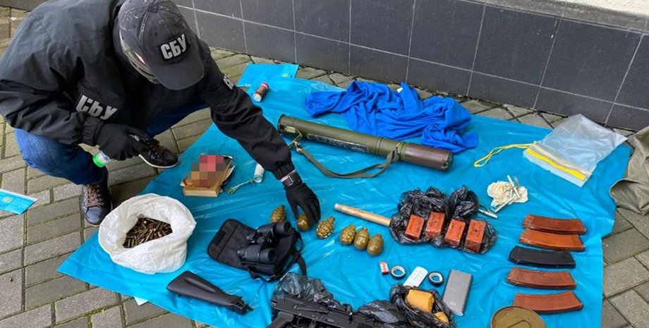 СБУ, оружие, боеприпасы, арсенал, Киев,