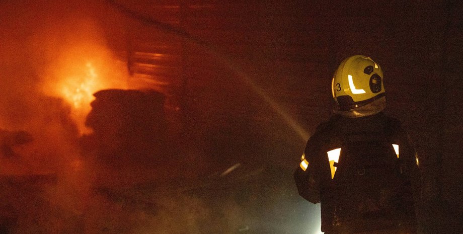 Пожар в Одессе Последствия обстрела в Одессе