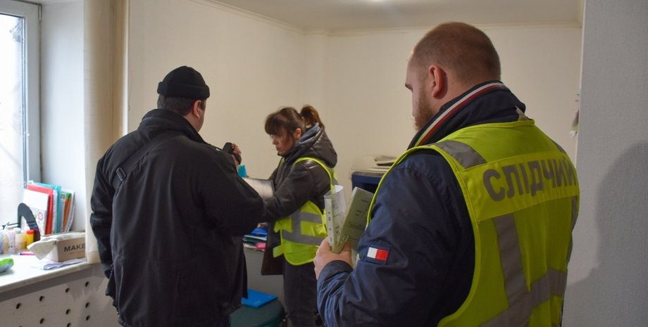 дитсадок, київ, поліція, обшук