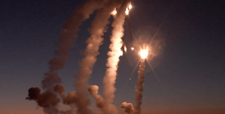 Share: Late in the evening on November 7, the Russians attacked Ukraine with Kal...