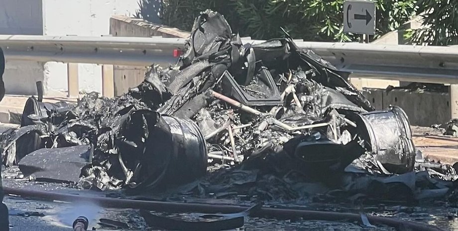 горит суперкар, Koenigsegg Jesko, суперкар Koenigsegg, Koenigsegg Jesko Attack Nur Edition