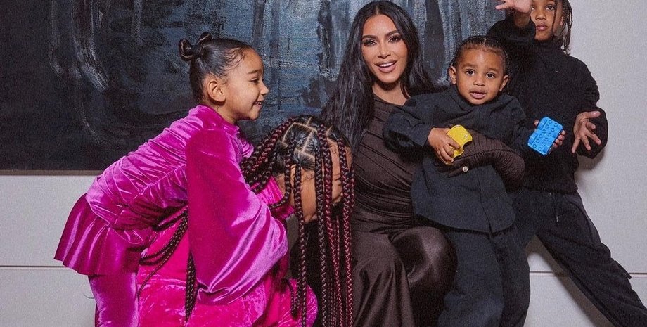 Ким Кардашьян, суррогатное материнство, суррогатные матери, материнство звезд, кто из звезд рожал не сам