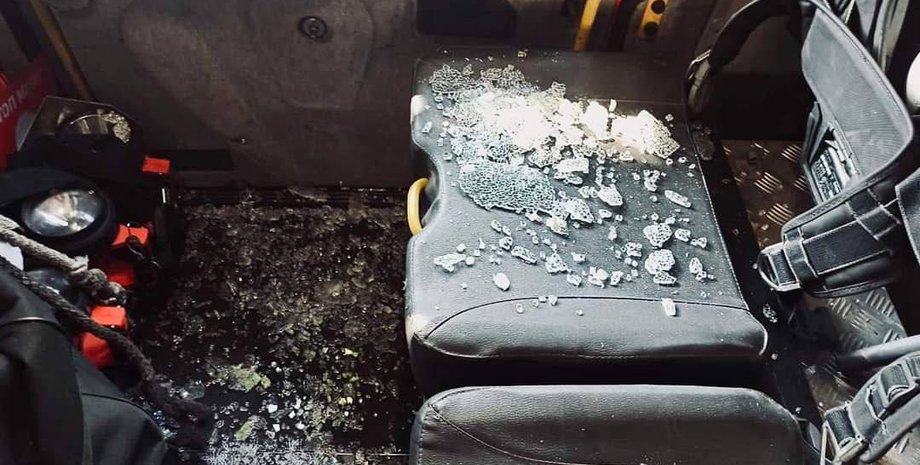 ДСНС Херсон, пожежна машина, обстріл рятувальників, рятувальники, обстріл