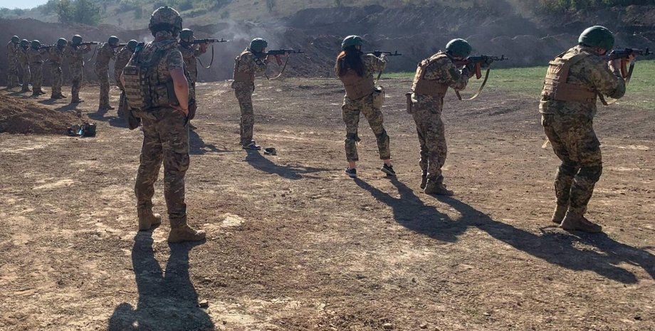 війна в Україні, ЗСУ, інструктори ЗСУ