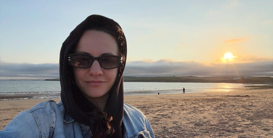 Алина, украинка в Шотландии, пляж