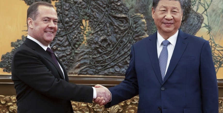 Дмитро Медведєв, Сі Цзіньпін