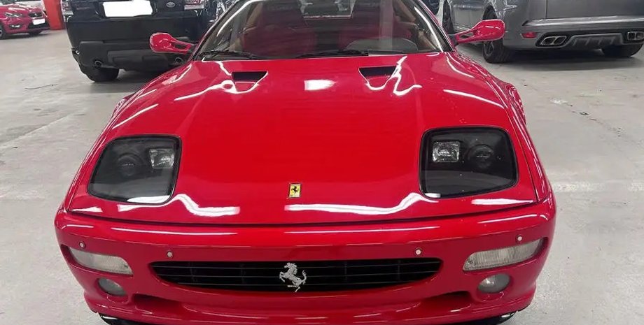 Ferrari Testarossa F512M, Ferrari Testarossa, Ferrari F512M, суперкар Ferrari, Герхард Бергер, викрадення авто