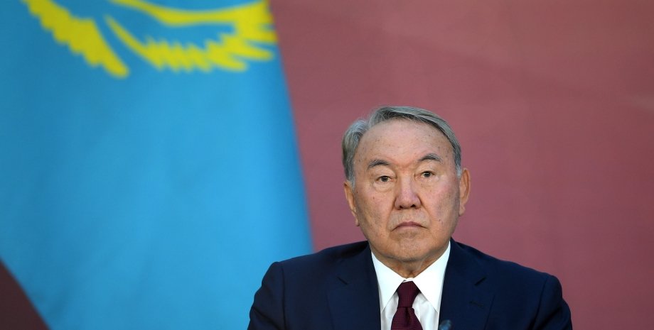 Нурсултан Назарбаев, протесты в казахстане, беспорядки в казахстане, революция в казахстане