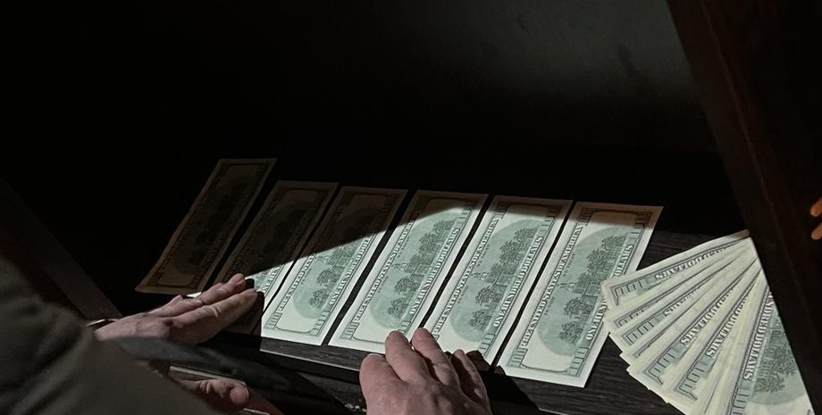 взятка, коррупция, доллары, коррупция в Украине
