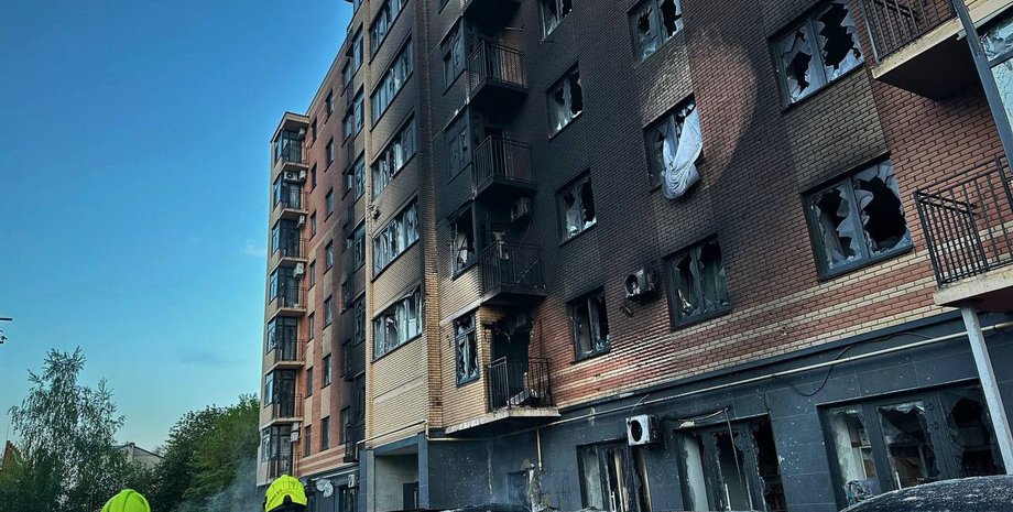 Атака ЗС РФ по Київській області 14 травня — ворог вдарив по будинках — є постраждалі Наслідки нічної атаки у Київській області