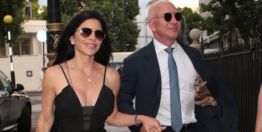 Лорен Санчес и Джефф Безос, свадьба джеффа безоса, основатель Amazon, венеция, протесты против джеффа безоса