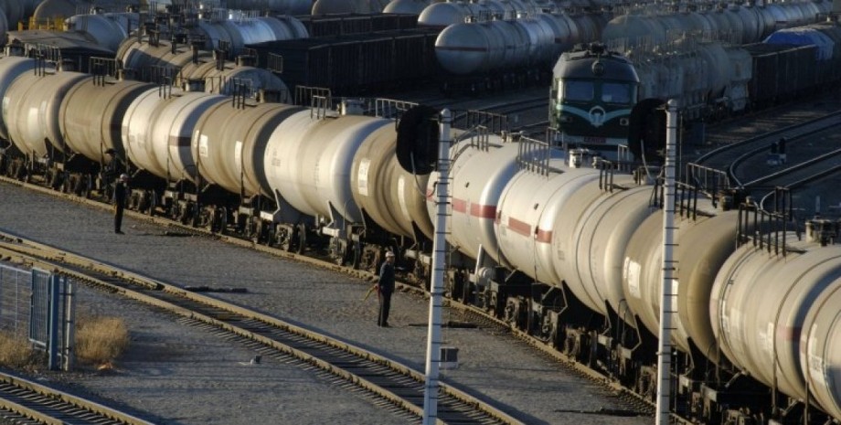 Бензин, дизпаливо, залізниця, Іран, РФ, поїзд, постачання палива, експорт бензину