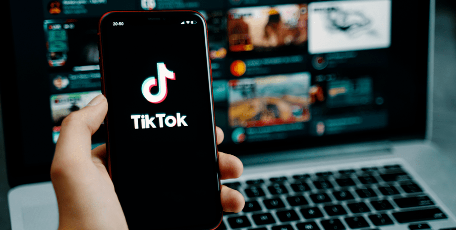 TikTok, телефон, соцсеть, платформа, ноутбук