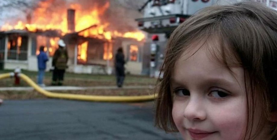 Зои Рот, фото, пожар, девочка-канастрофа, мем, токен,