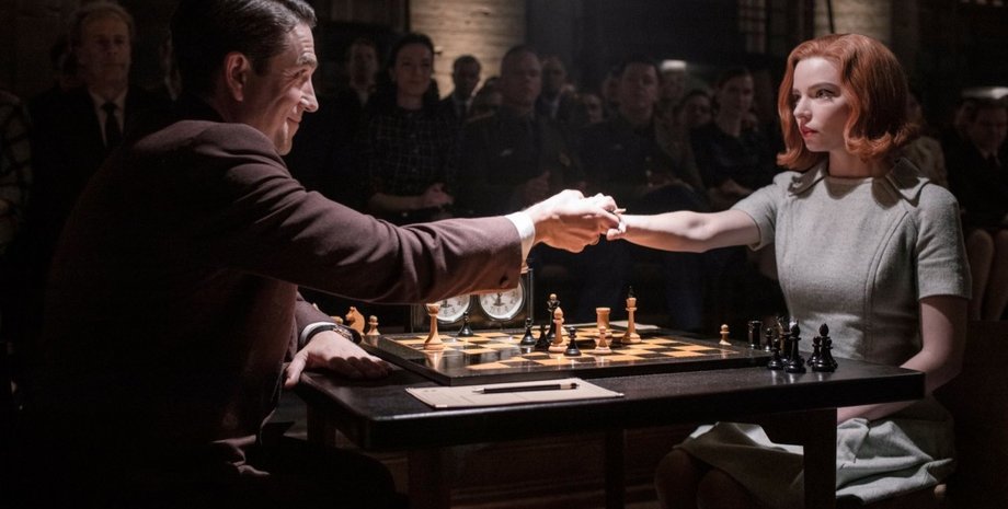 Ход королевы, кадр, шахматная доска