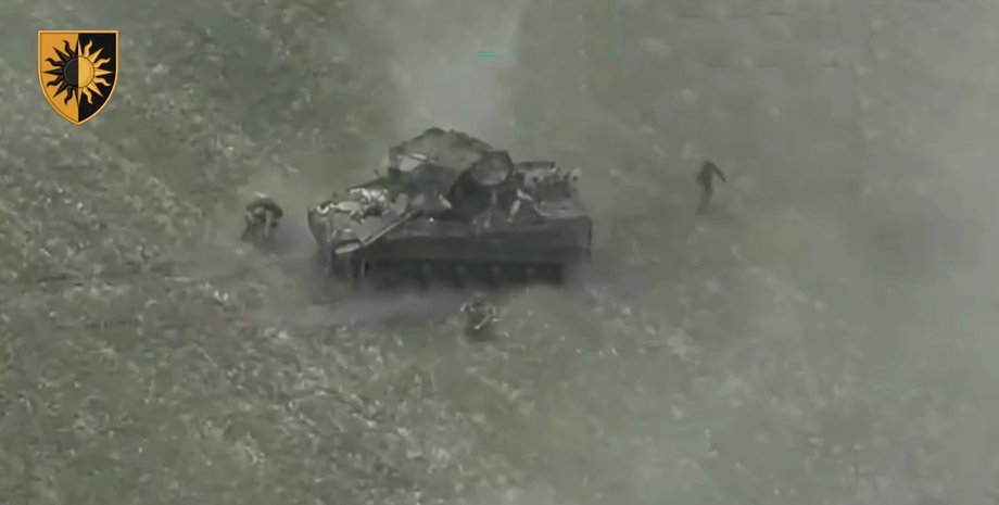 Російські військові, військові ЗС РФ, ЗС РФ Курська область, десант ЗС РФ, БМП ЗС ПФ Курська область