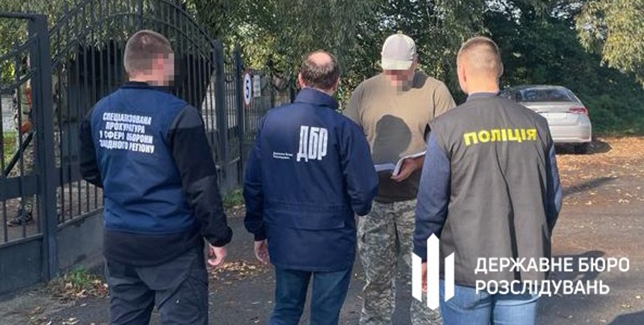 ДБР, подозрение, Ивано-Франковск, Прикарпатье, футболисты, фото