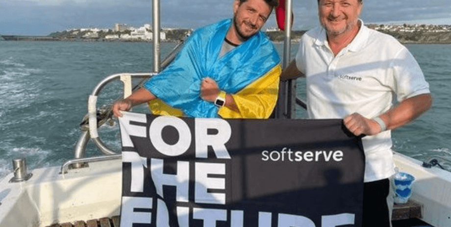 українець переплив Ла-Манш, львів'янин переплив Ла-Манш, українець підкорив Ла-Манш до Дня незалежності