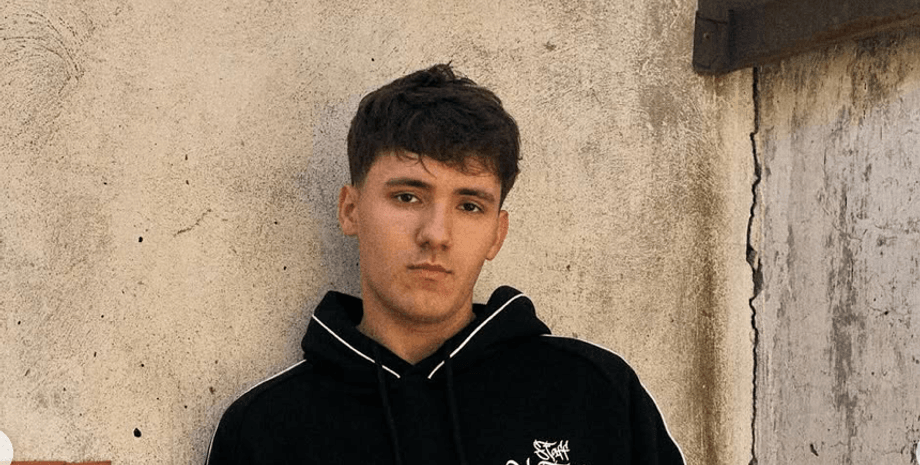 певец Яктак перенес операцию