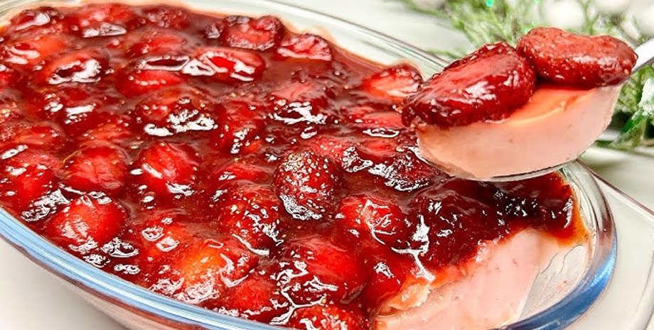 Полуничний пудинг, полуниця рецепт, полуничний десерт, десерт із полуниці рецепт