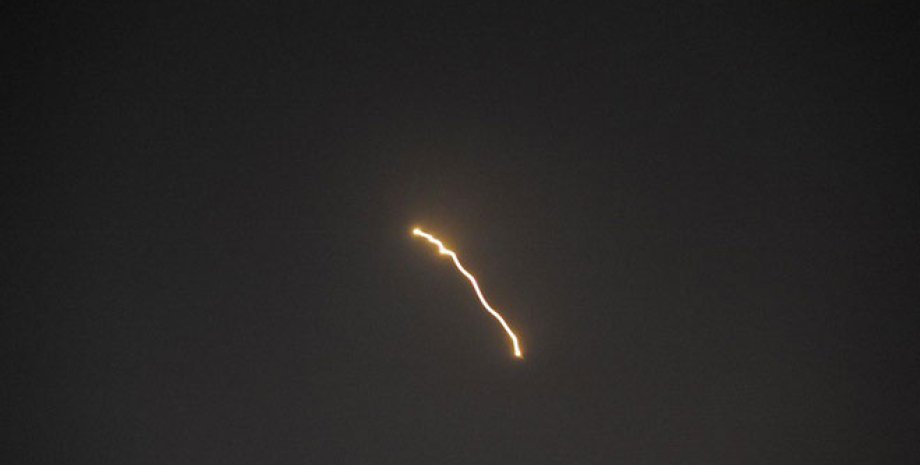 Израильские ракеты в небе над Сирией
