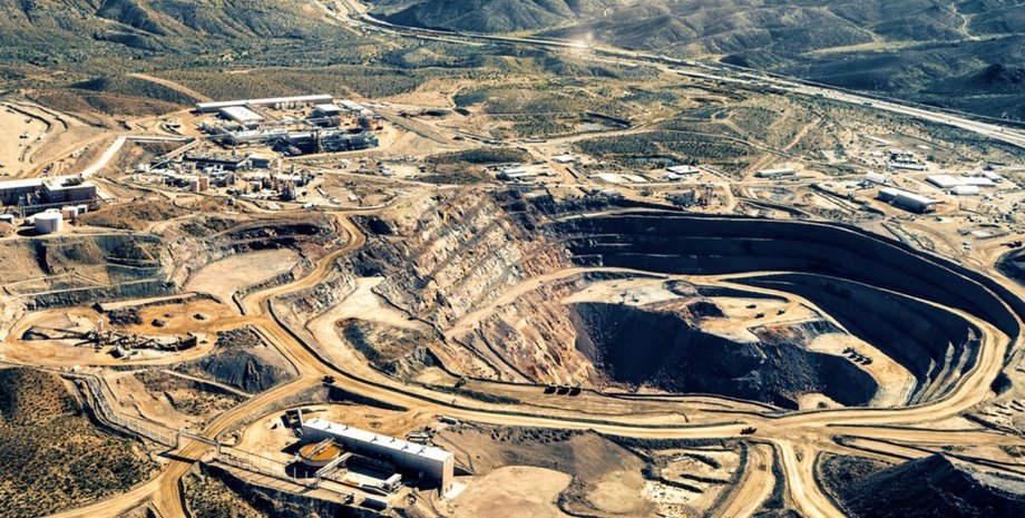 Шахта редкоземельных элементов Маунтин-Пасс в Калифорнии