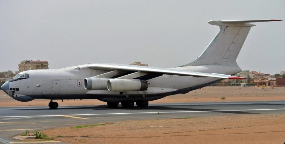 Sdílet: Skupina Síly rychlé reakce (RFS), která již operovala s podporou žoldáků...