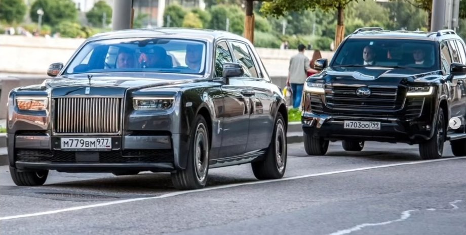 Rolls-Royce Phantom 2023, елітні авто, дорогі авто, санкції проти РФ