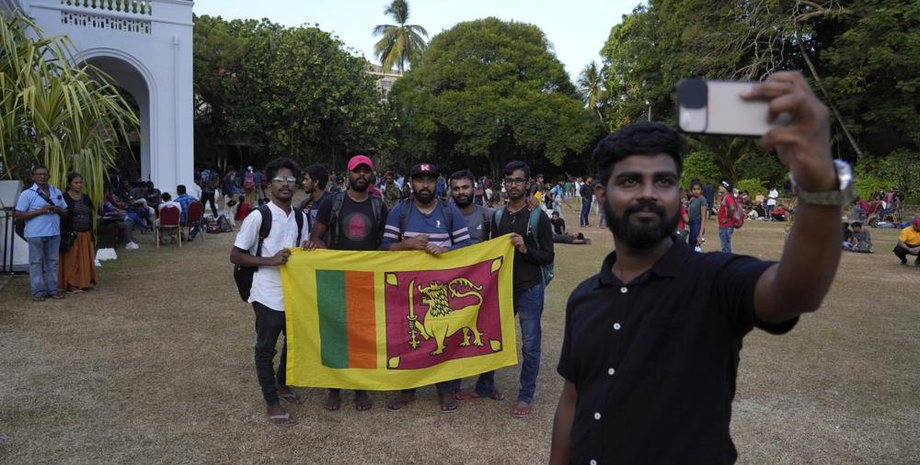 протестувальники шрі-ланка, протести шрі-ланка, держпереворот шрі-ланка