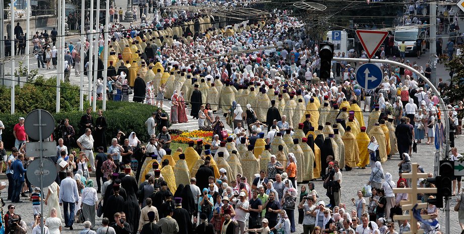 Крестный ход в Киеве / Фото: Апостроф, Владислав Мусиенко