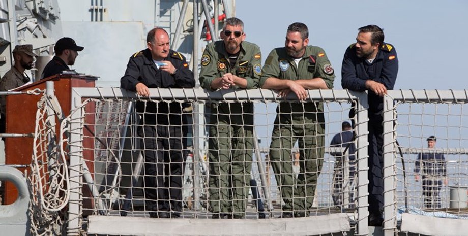 В Эстонию на учения прибыли 15 кораблей НАТО / Фото: Арди Халлисмаа/mil.ee