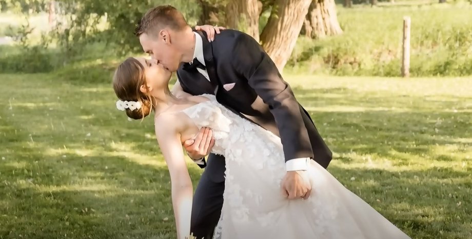 Сара Кемпински, Джим Келли, свадьба после комы