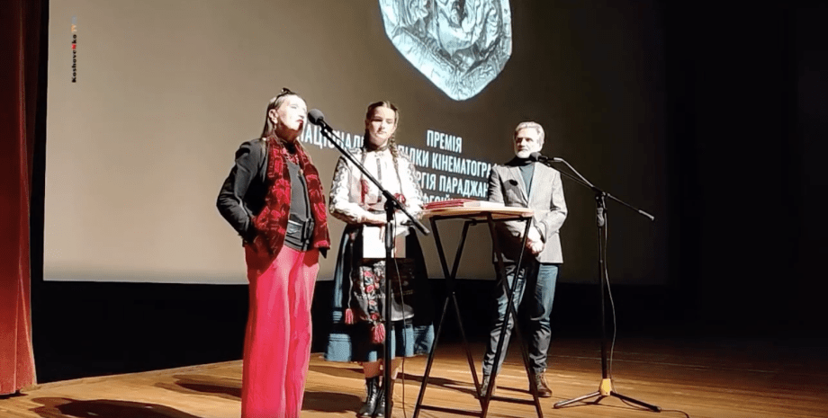 Лариса Кадочникова Лариса Кадочникова, лариса ницой, тени забытых предков, сергей параджанов, маричка тени забытых предков