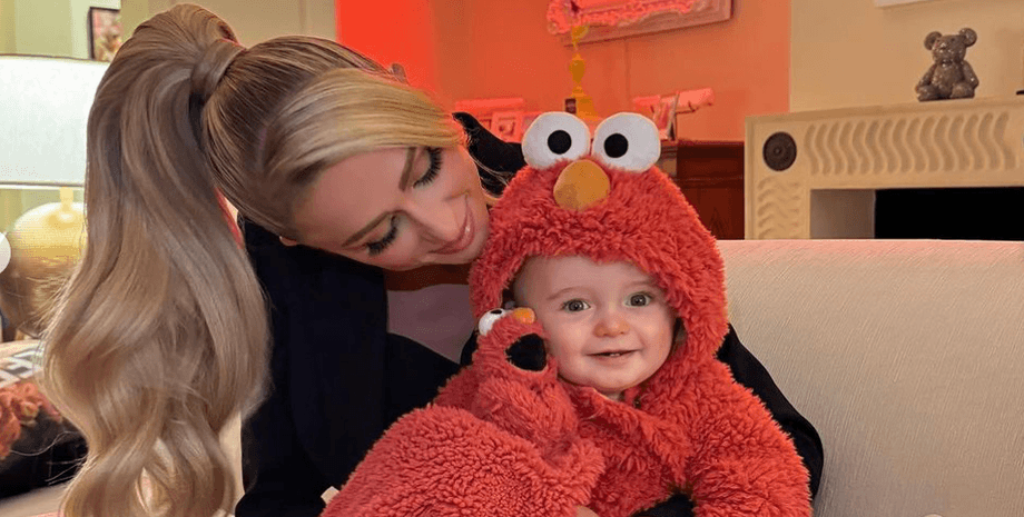 Пэрис Хилтон сын, феникс хилтон реум, сын перис хилтон феникс, хэллоуинские образы, хэллоуин 2023, картер реум