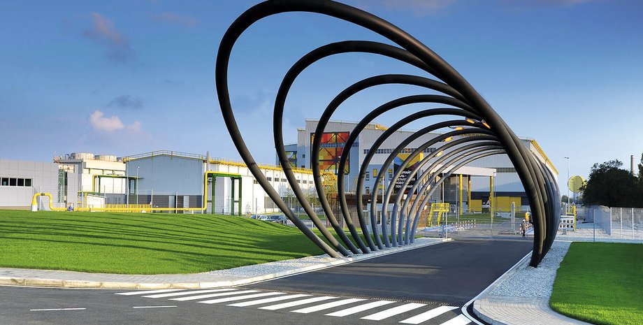 Специалисты "Интерпайп Стали" выступают экспертами на запуске производств за рубежом