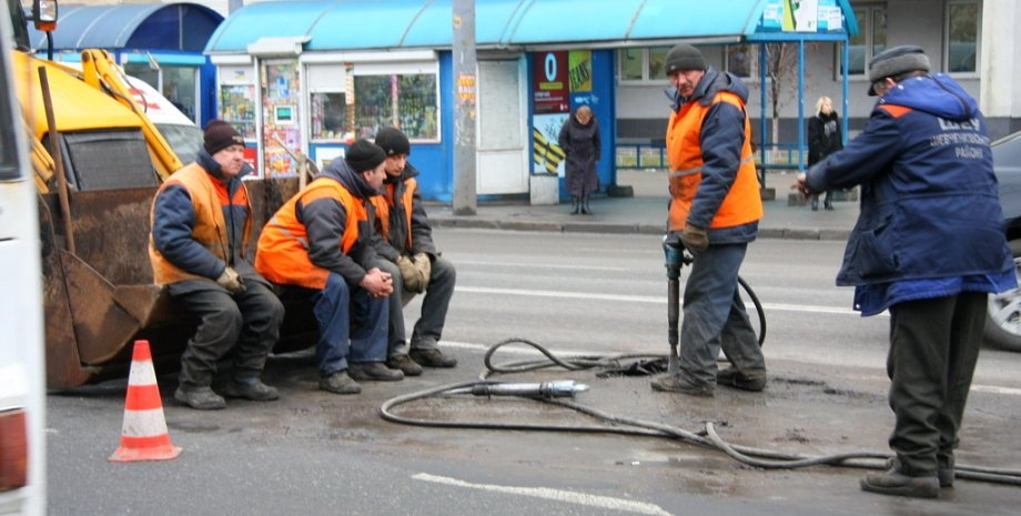 Ремонт дороги / Фото: Автоньюс