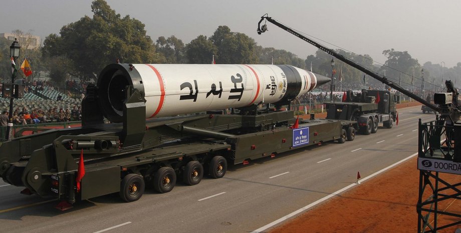 пуски баллистической ракеты Индии