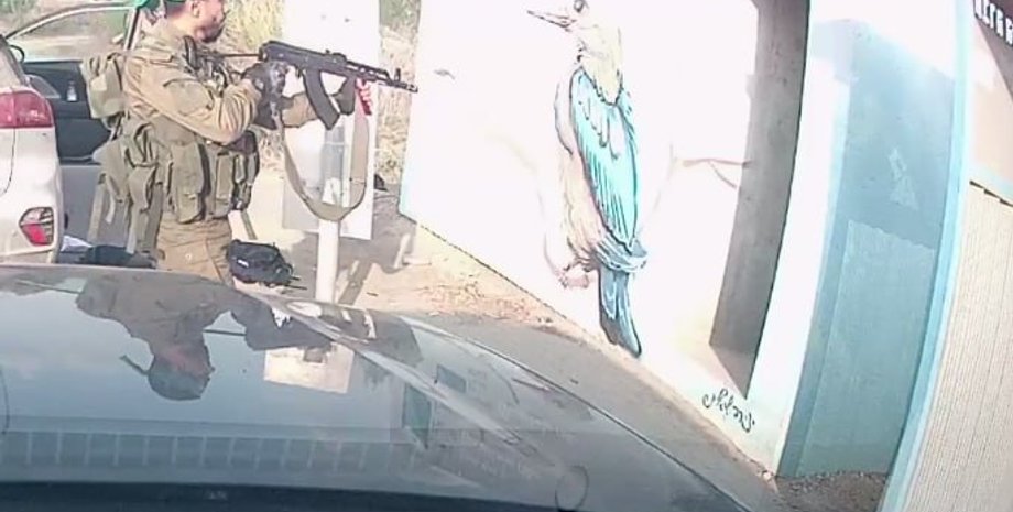 Боевики ХАМАС во время атаки 7 октября