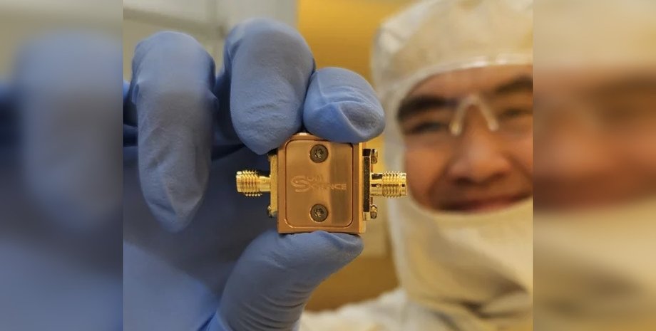 квантовий гаджет, квантовий пристрій, QiB0