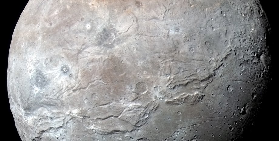 Харон, спутник Плутона