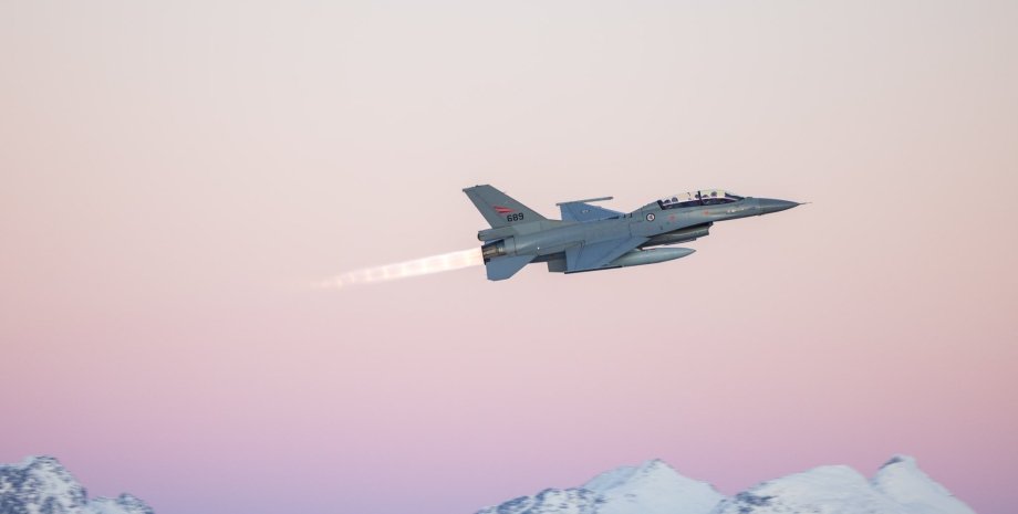 F-16B, винищувач, бомбардувальник, літаки, бойові літаки, F-16