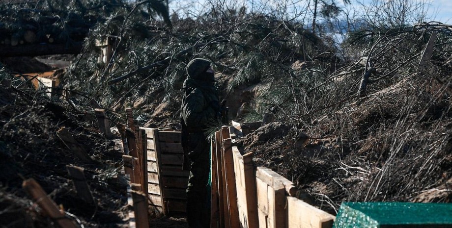 Российский военный Российский военный, фото