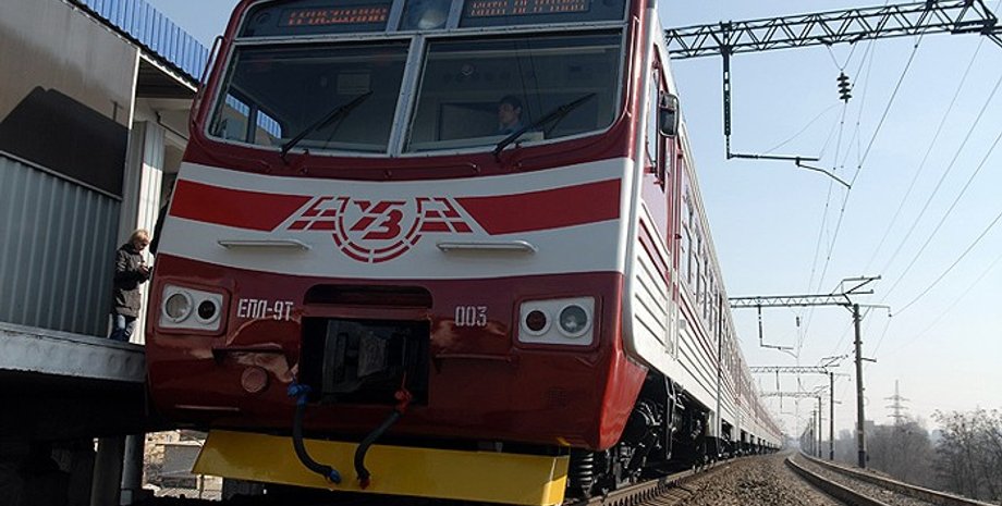 Электропоезд / Фото: Юрий Медведь