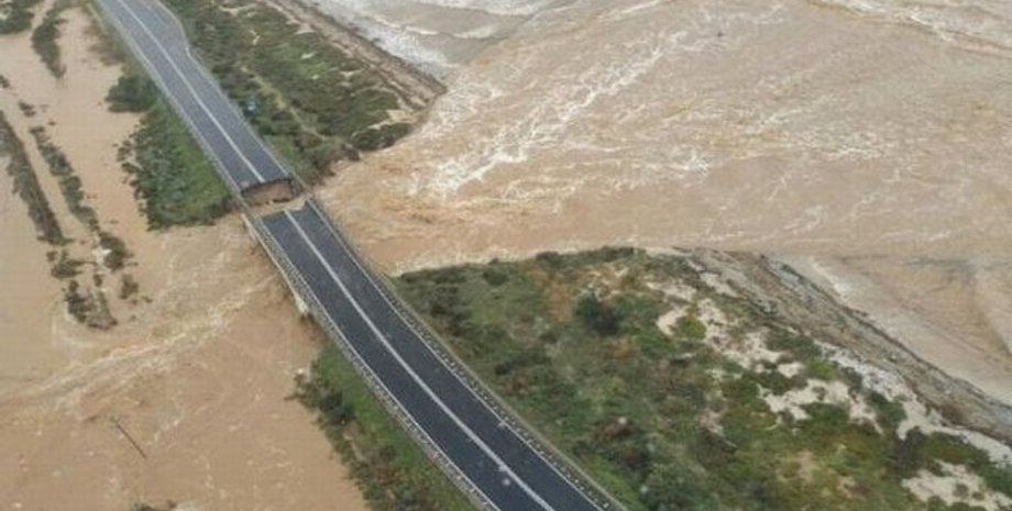 Кадр из видео