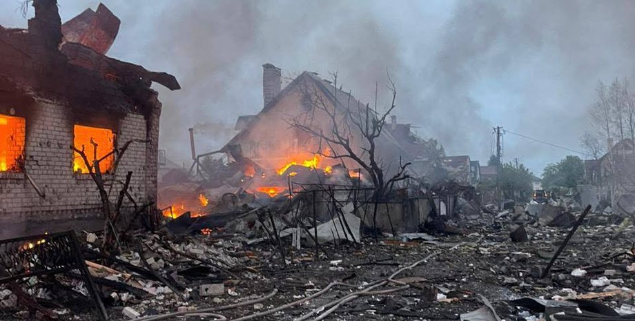 Украина страдает от ударов РФ по мирным домам, но в Кремле заявили, что стреляют только по военным целям