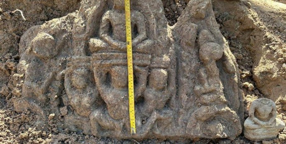 буддистський храм Та Пром, Камбоджійська археологічна знахідка, Статуї з пісковика, Історія Кхмерської імперії, Стародавня кхмерська цивілізація, Археологічні знахідки Камбоджі