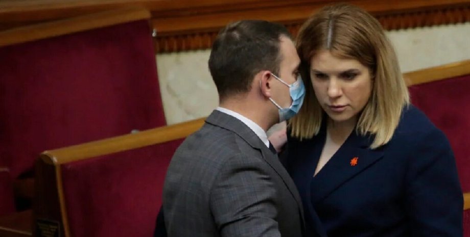 Кира Рудык, голос, партия, исключение из партии, раскол в голосе