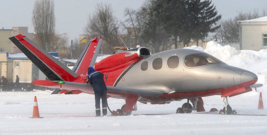 самый маленький реактивный самолет в мире